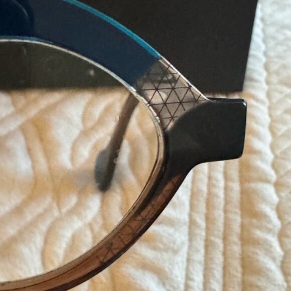 Anne et Valentin Blue and Brown and cross hatch handmade gorgeous frames - Picture 9 of 11